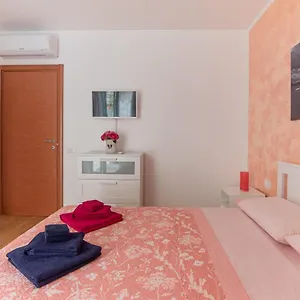 Valery House , La Spezia Italien